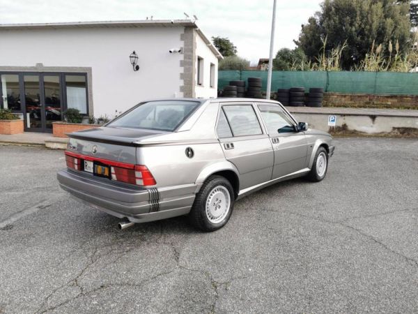 Alfa Romeo 75 1.8 Turbo 1990