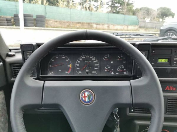 Alfa Romeo 75 1.8 Turbo 1990 121024