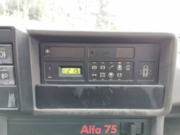 Alfa Romeo 75 1.8 Turbo 1990 121030