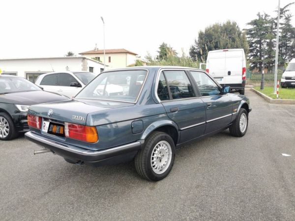 BMW 318i 1986