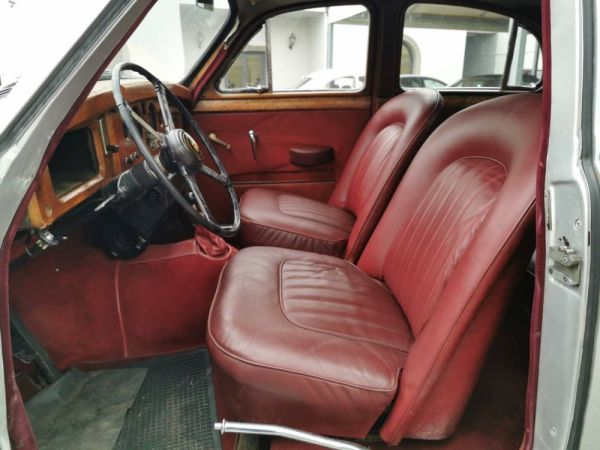 Jaguar 2.4 Litre 1958 121085