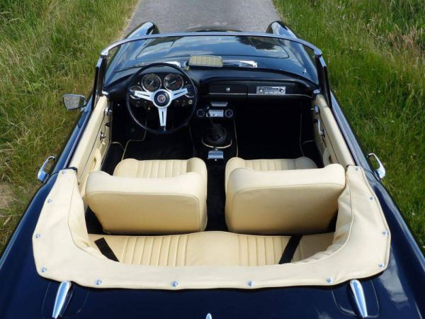 Alfa Romeo 2600 Spider 1965 49695