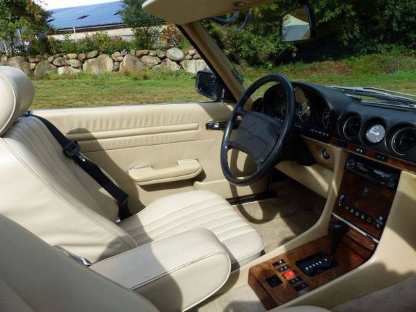 Mercedes-Benz 560 SL 1987 50005
