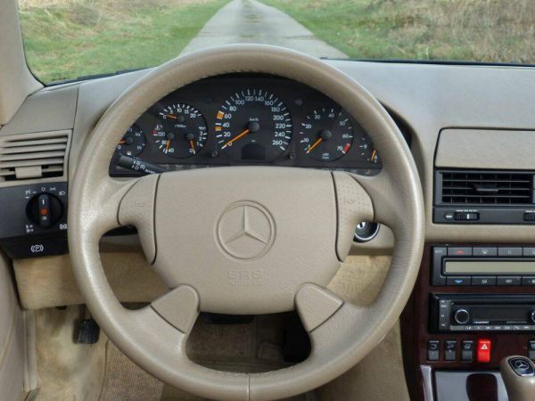 Mercedes-Benz SL 320 1997 50023