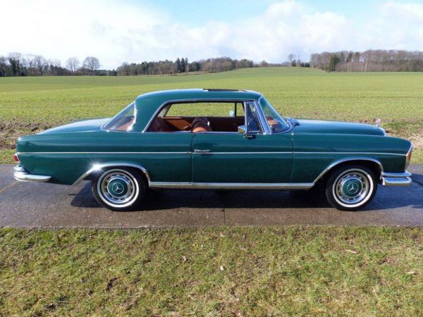 Mercedes-Benz 220 SE b 1961 50372