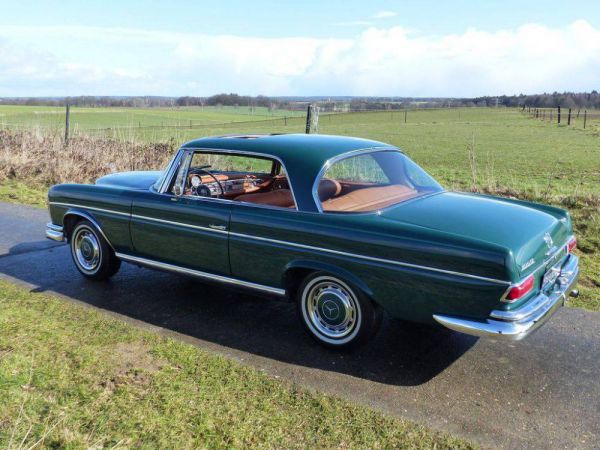 Mercedes-Benz 220 SE b 1961 50373