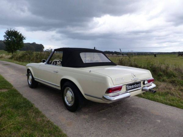 Mercedes-Benz 250 SL 1967 50388