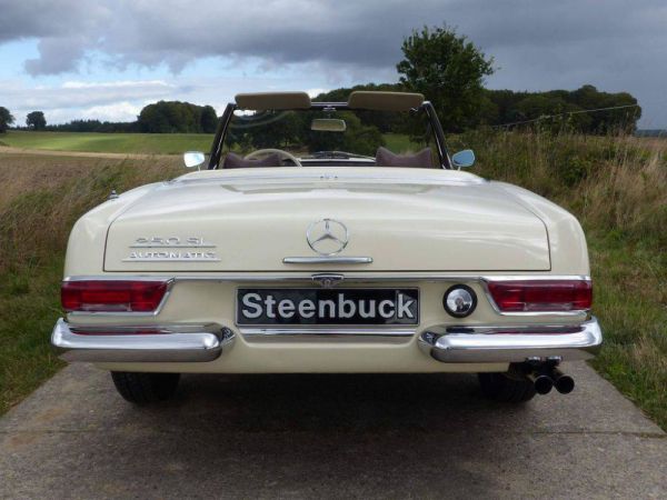 Mercedes-Benz 250 SL 1967 50389