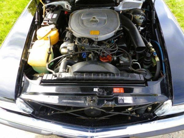 Mercedes-Benz 380 SL 1985 119310