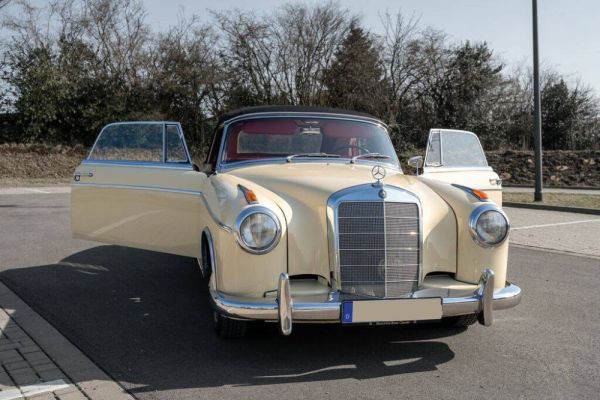 Mercedes-Benz 220 SE Cabriolet 1960