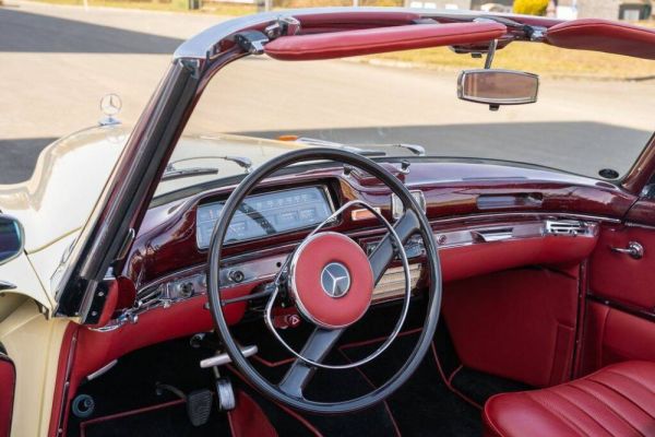 Mercedes-Benz 220 SE Cabriolet 1960 127493