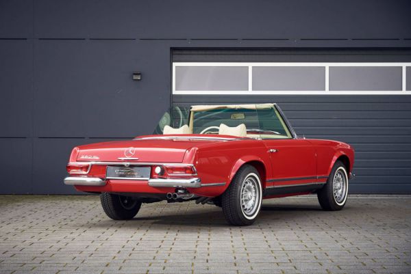 Mercedes-Benz 280 SL 1969 48996