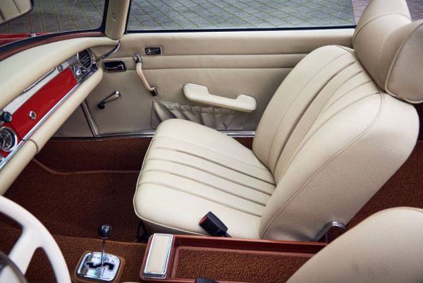 Mercedes-Benz 280 SL 1969 49005