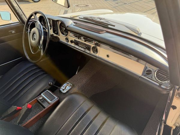 Mercedes-Benz 280 SL 1970 81639