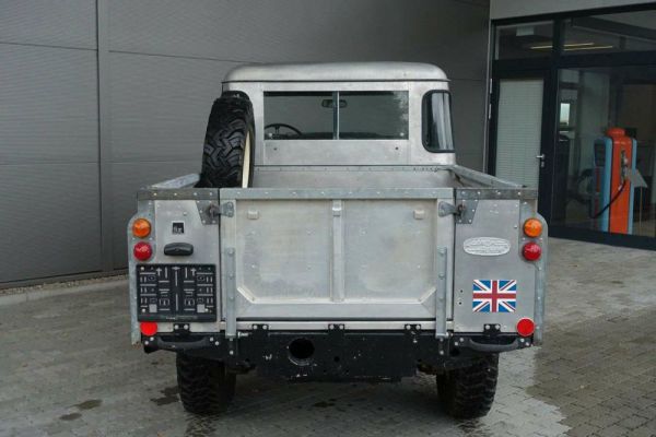 Land Rover 109 1961 6744