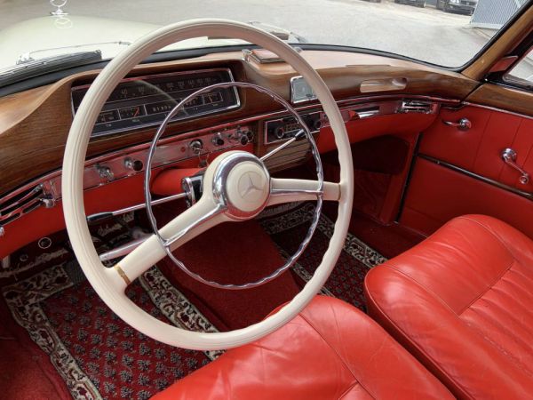 Mercedes-Benz 220 S Cabriolet 1957 30525