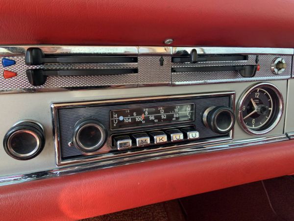 Mercedes-Benz 280 SL 1969 30533