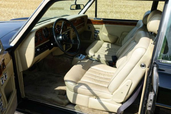 Rolls-Royce Corniche 1976 86621