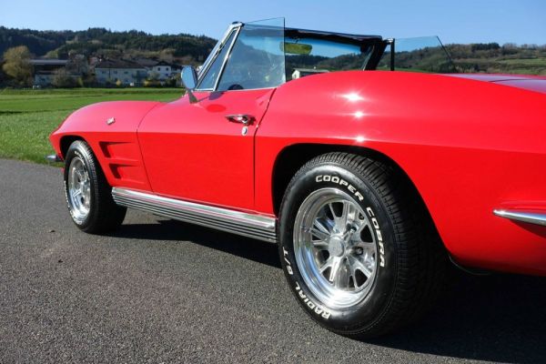 Chevrolet Corvette Sting Ray Convertible 1964 125624