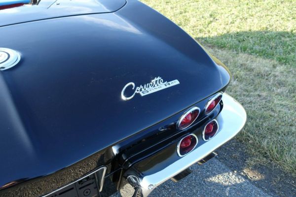 Chevrolet Corvette Sting Ray Convertible 1965 125641