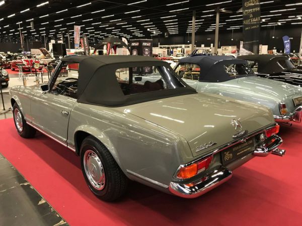 Mercedes-Benz 280 SL 1969 49556