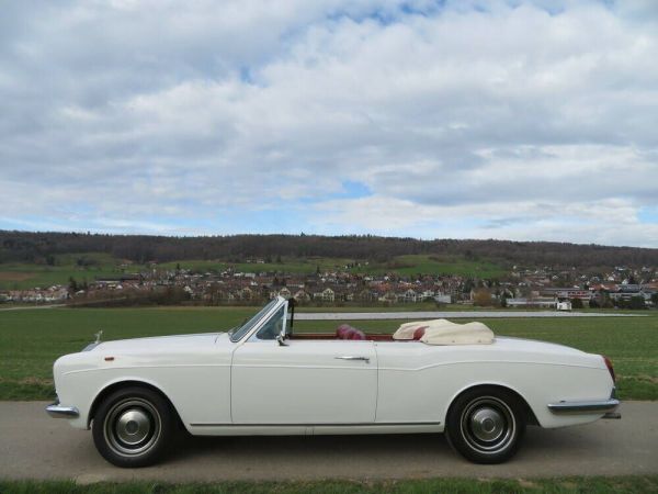Rolls-Royce Corniche I 1972 123060