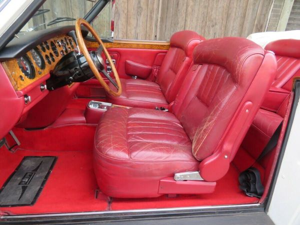 Rolls-Royce Corniche I 1972 123063