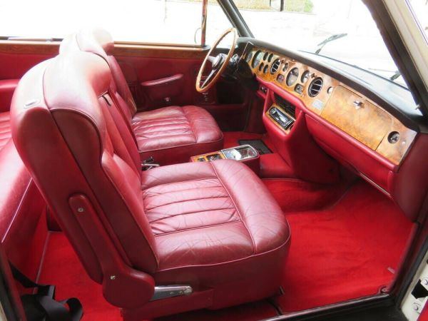Rolls-Royce Corniche I 1972 123064