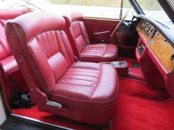 Rolls-Royce Corniche I 1972 123065