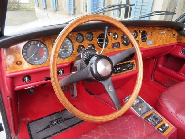 Rolls-Royce Corniche I 1972 123069