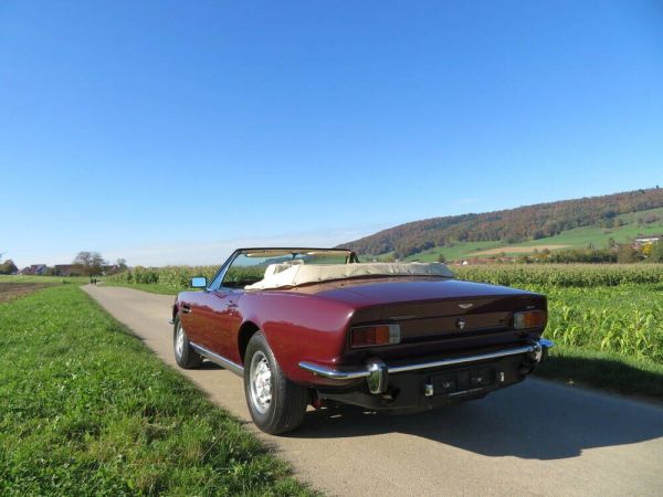 Aston Martin V8 Volante 1980