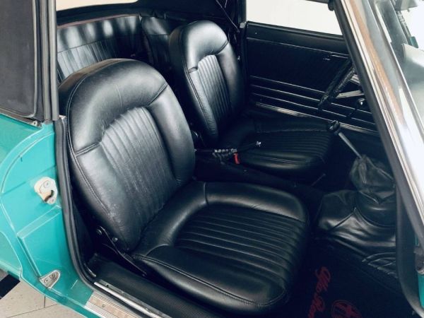 Alfa Romeo 1750 Spider 1969 119373