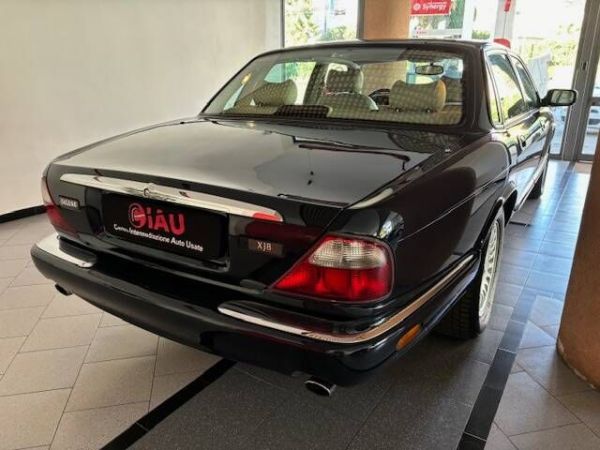 Jaguar XJ 8 Executive 1998 123121