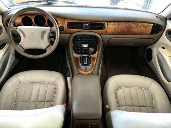 Jaguar XJ 8 Executive 1998 123126