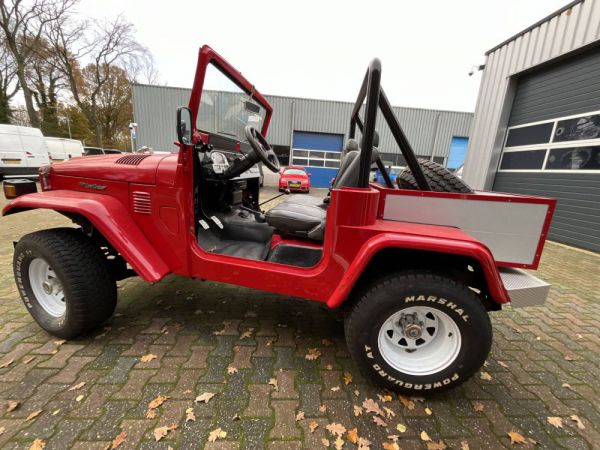 Toyota Land Cruiser BJ 40 1980 2320