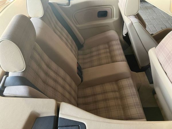 BMW 320i 1990 126954