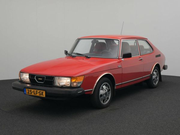 Saab 900 1979 120392