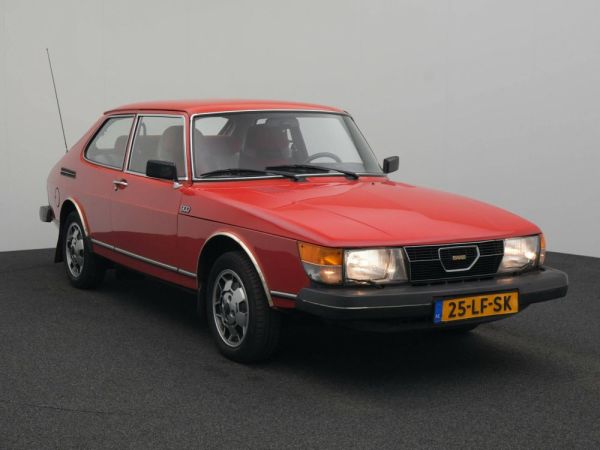 Saab 900 1979 120393