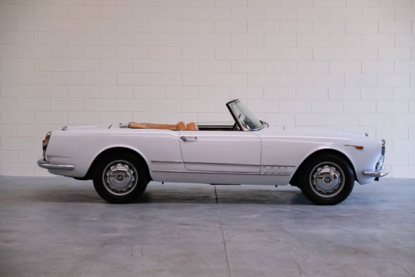 Alfa Romeo 2600 Spider 1962 4930