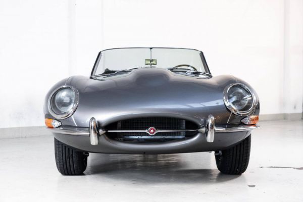 Jaguar E-Type 4.2 1965