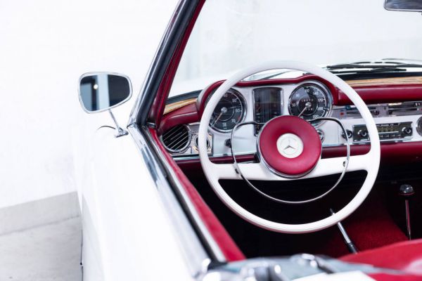 Mercedes-Benz 230 SL 1964 5308
