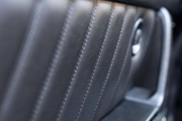 Porsche 911 Carrera 2 1991 5472