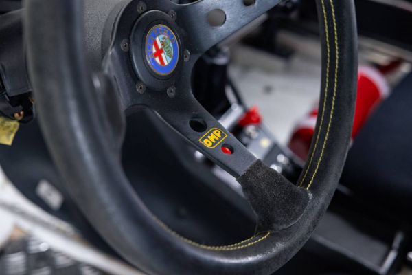 Alfa Romeo Giulia Nuova Super 1300 1975 13600