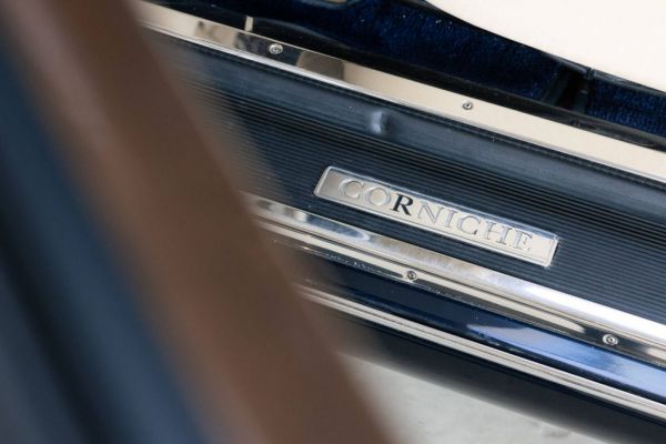 Rolls-Royce Corniche V 2000 67773