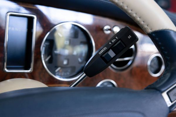 Rolls-Royce Corniche V 2000 67779