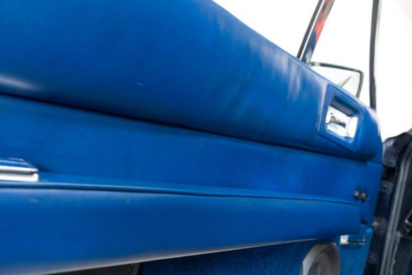 Aston Martin DBS V8 1972 97152