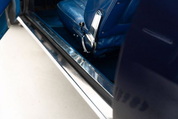 Aston Martin DBS V8 1972 97154