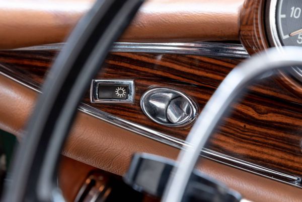 Mercedes-Benz 300 SE 1967 98395