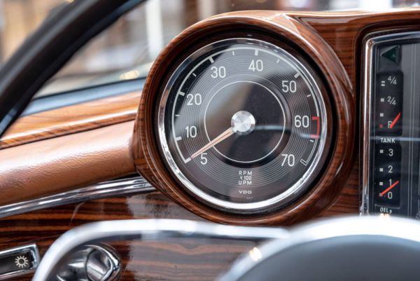 Mercedes-Benz 300 SE 1967 98396