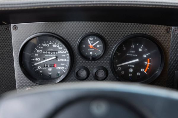 Alfa Romeo SZ 1994 121107